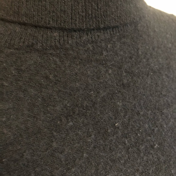 Neiman Marcus Cashmere Sweater - Picture 6 of 7